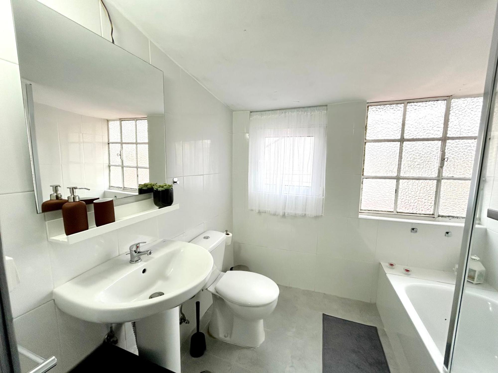 ליסבון Low Cost Arroios Rooms מראה חיצוני תמונה